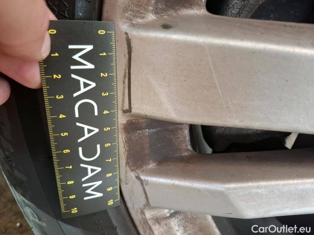  Audi  Q3 AUDI  / 2018 / 5P / SUV 45 TFSI E 245 S TRONIC #9