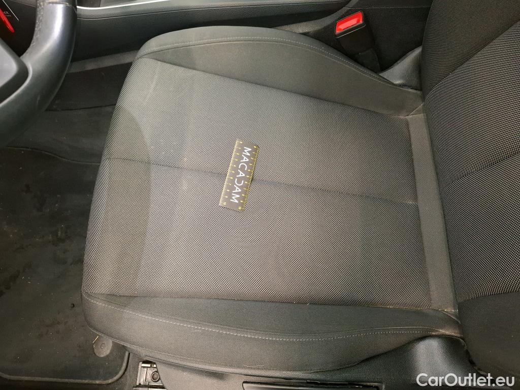  Audi  Q3 AUDI  / 2018 / 5P / SUV 45 TFSI E 245 S TRONIC #26