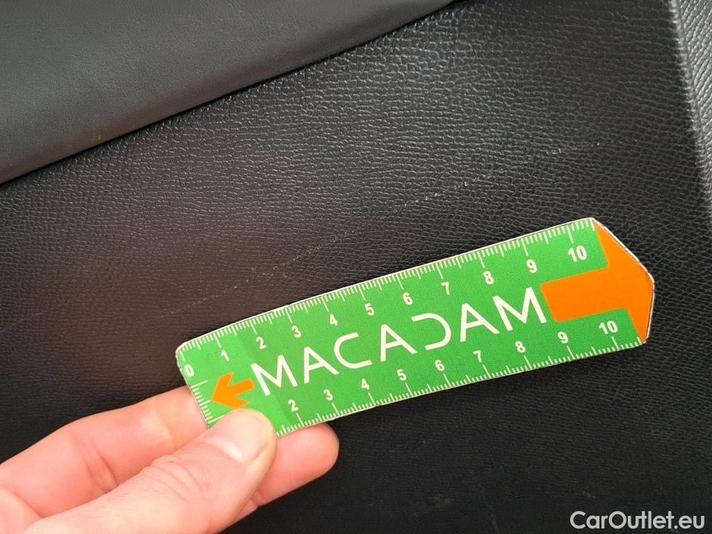  DS  DS7 DS DS 7 Crossback / 2017 / 5P / SUV E-TENSE 4x4 300 Louvre(SL) #53