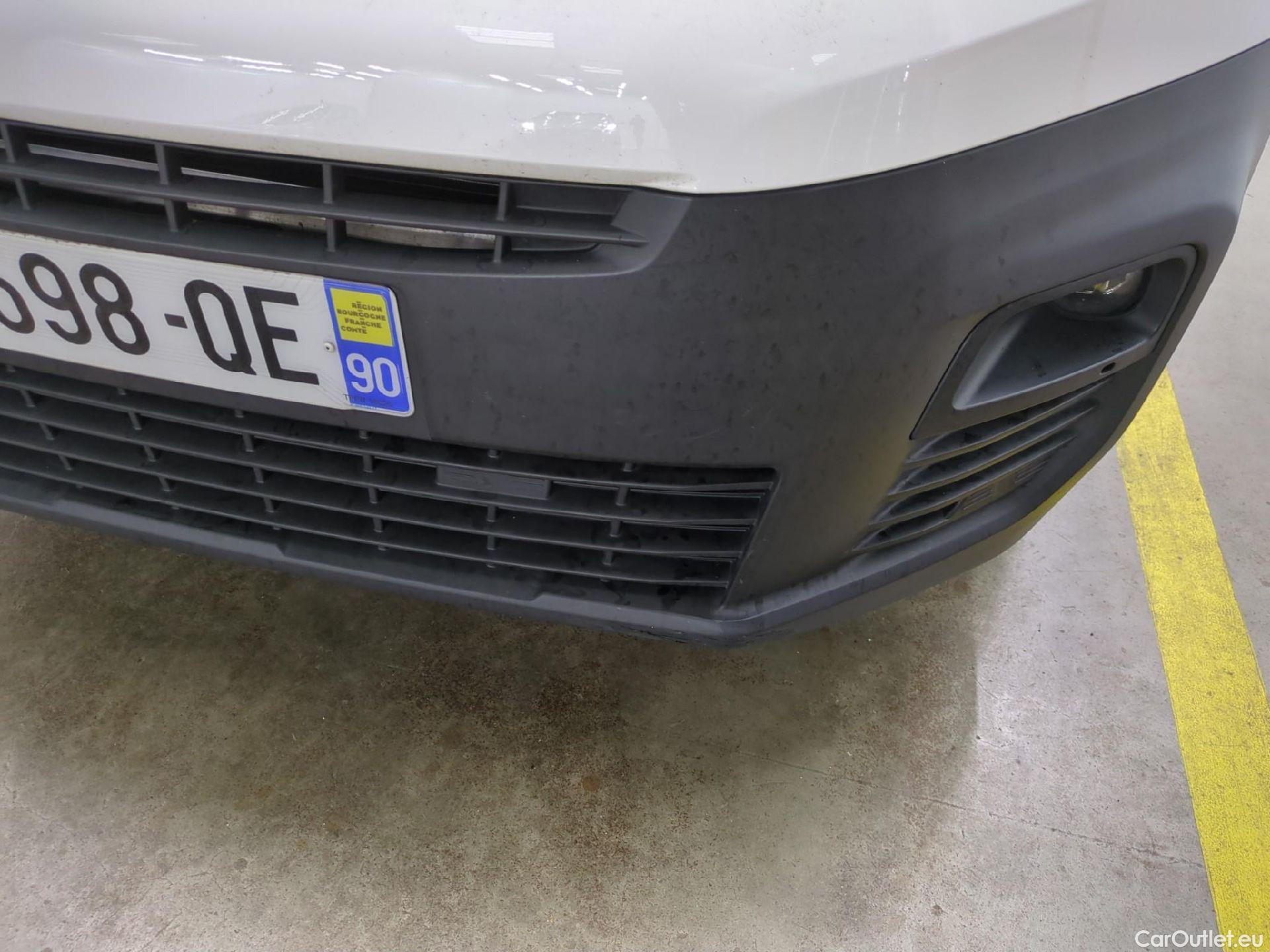  Citroen  Berlingo  Fourgon Club M 650 1.5 BlueHDi 75CV BVM5 E6dT #17