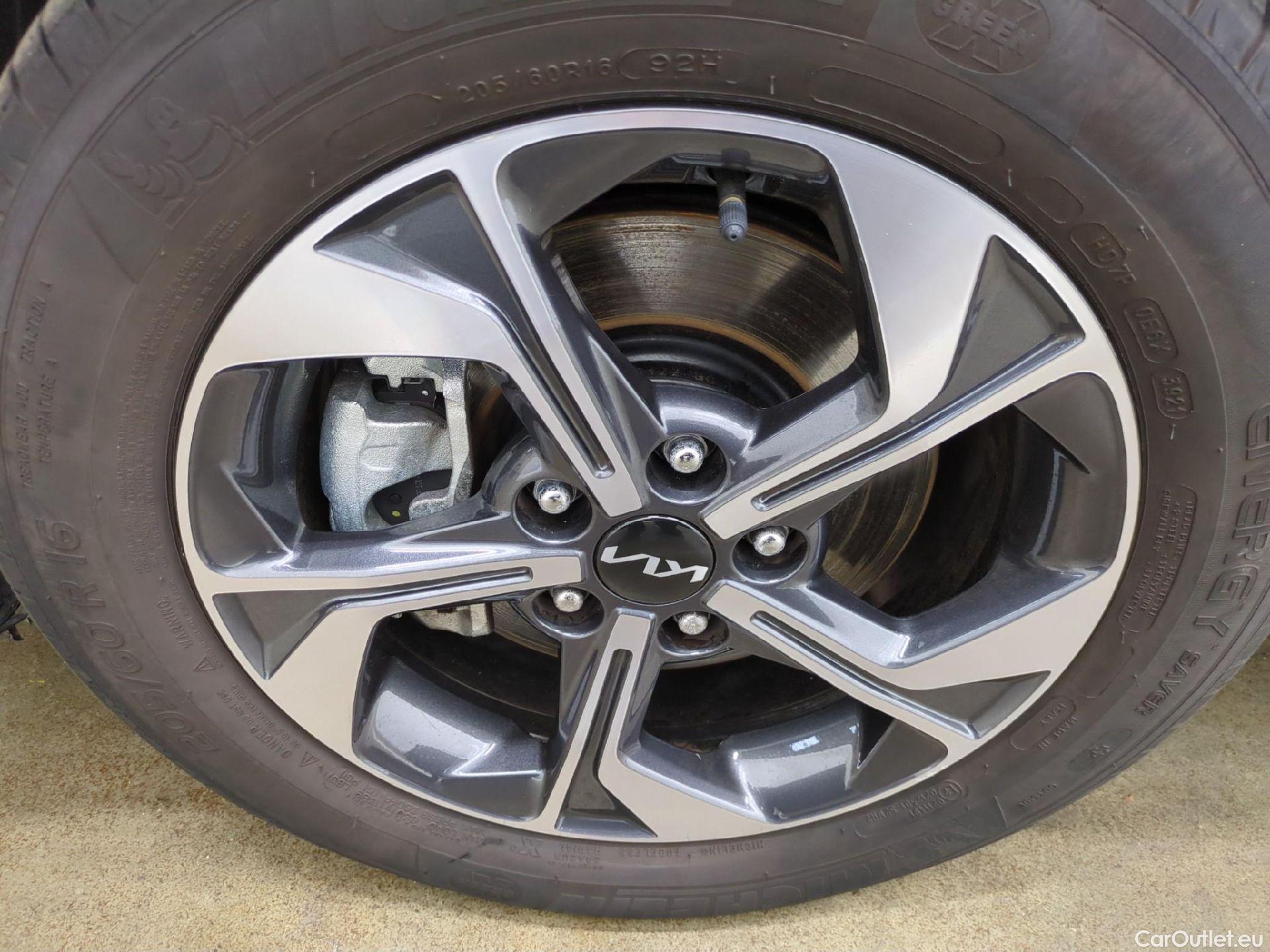  KIA  XCeed  Active 1.0 T-GDI 120CV BVM6 E6d #1