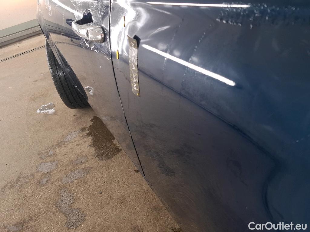  Fiat  500 FIAT   2015  3P  Berline Hybrid 10 BSG 70 ch Dolcevita #15