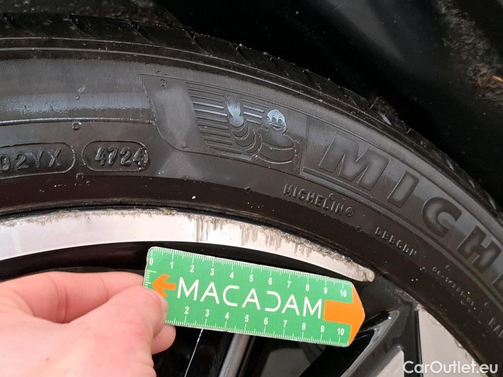  DS  DS7 DS DS 7 Crossback / 2017 / 5P / SUV E-TENSE 4x4 300 Louvre(SL) #39