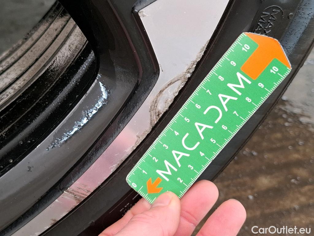  DS  DS7 DS DS 7 Crossback / 2017 / 5P / SUV E-TENSE 4x4 300 Louvre(SL) #28