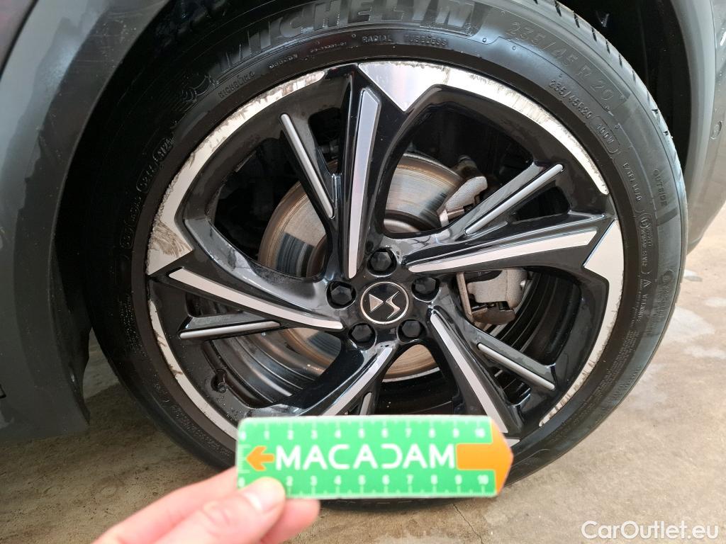  DS  DS7 DS DS 7 Crossback / 2017 / 5P / SUV E-TENSE 4x4 300 Louvre(SL) #40