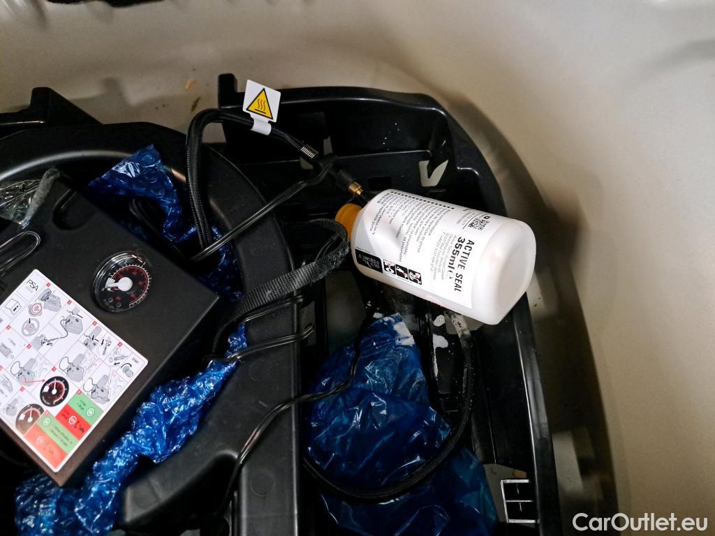  Citroen  C3  Max 1.2 PureTech 80CV BVM5 6E #17