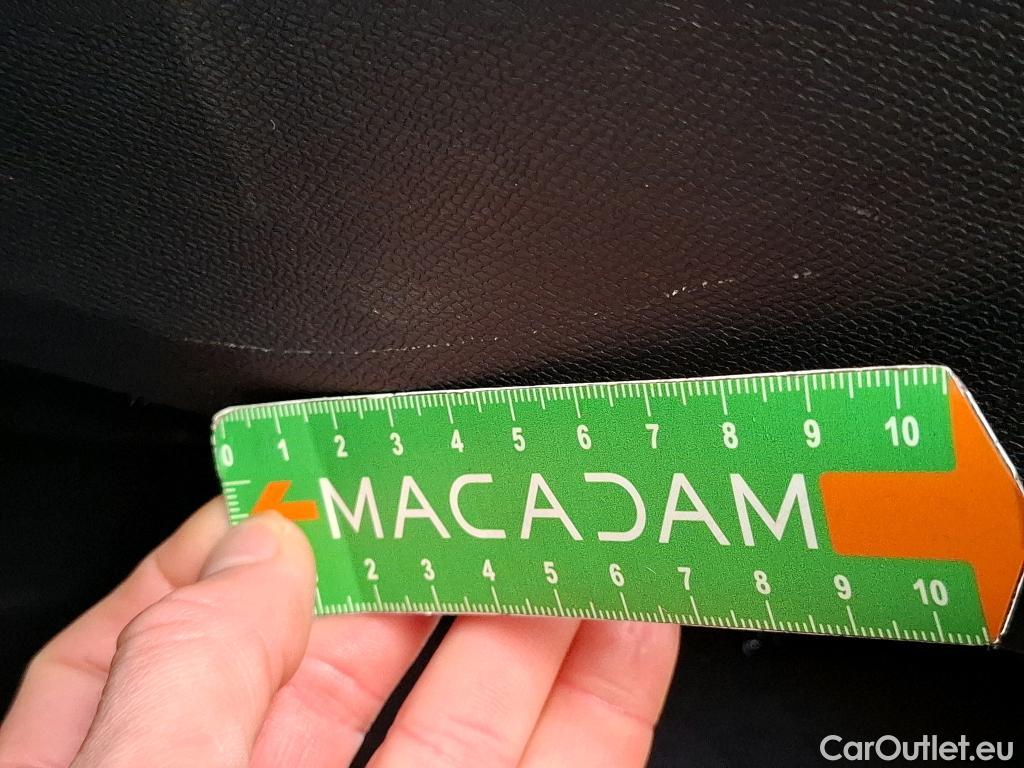  DS  DS7 DS DS 7 Crossback / 2017 / 5P / SUV E-TENSE 4x4 300 Louvre(SL) #55