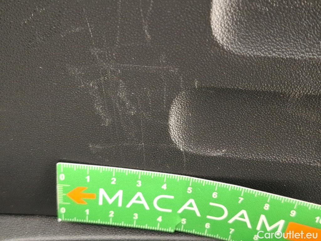  Citroen  C3 CITROEN  Société / 2020 / 5P / Berline / VU PureTech 83 S&S BVM Feel Nav #39