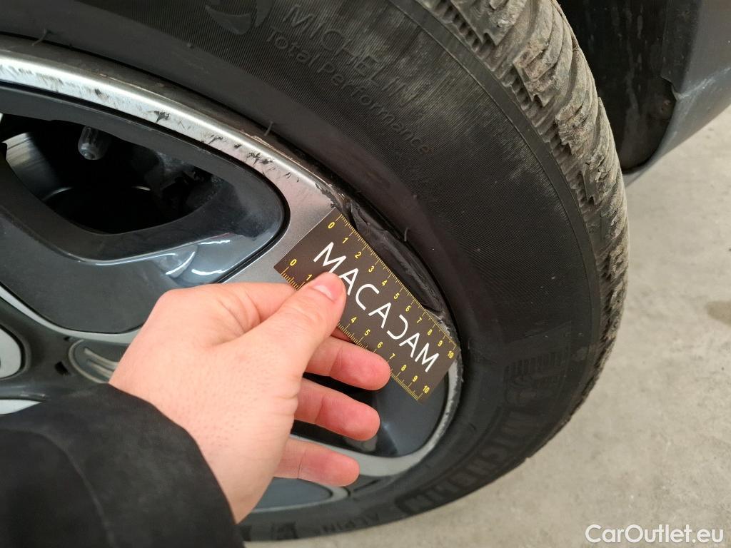  Citroen  C3  Shine Business 1.2 PureTech 110CV BVM6 E6d #21