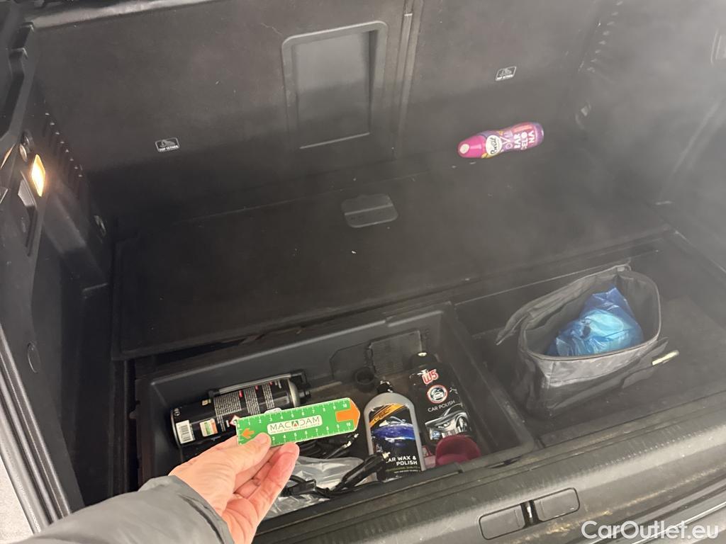  Peugeot  3008 PEUGEOT  / 2020 / 5P / SUV 1.6 HYBRID4 300 E-EAT8 GT Pack #3