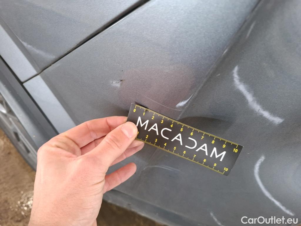  Nissan  Qashqai NISSAN  / 2021 / 5P / Crossover 1.3 MHEV 140 Business Edition #31