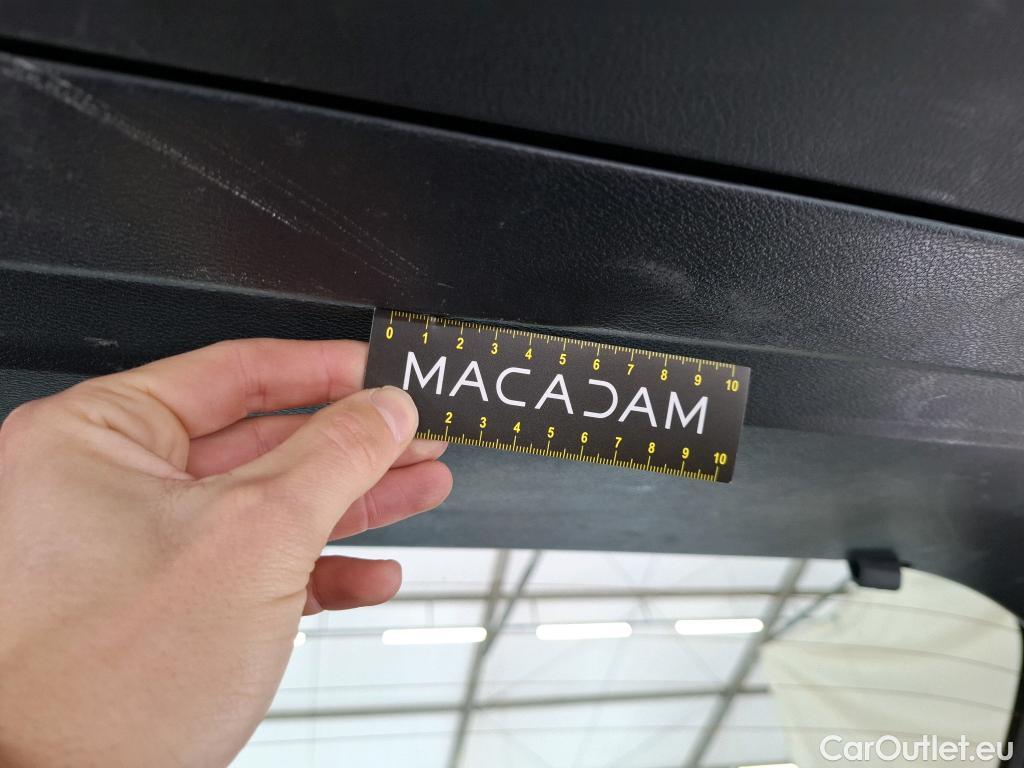  Nissan  Qashqai NISSAN  / 2021 / 5P / Crossover 1.3 MHEV 140 Business Edition #19