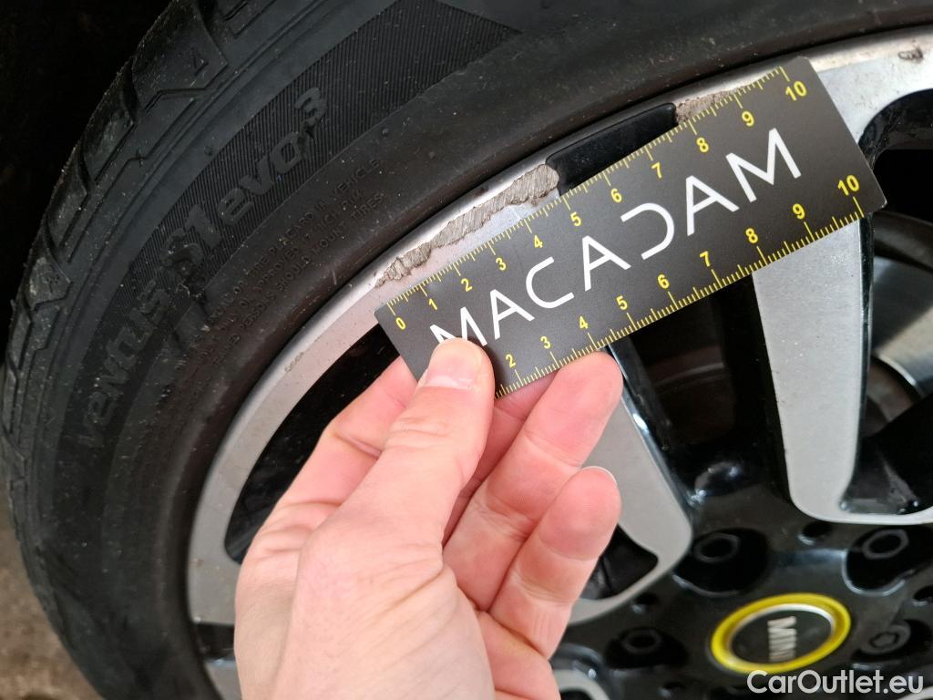  Mini  Mini   / 2021 / 3P / Berline Cooper SE Finition  Yours 184 ch BVA #3