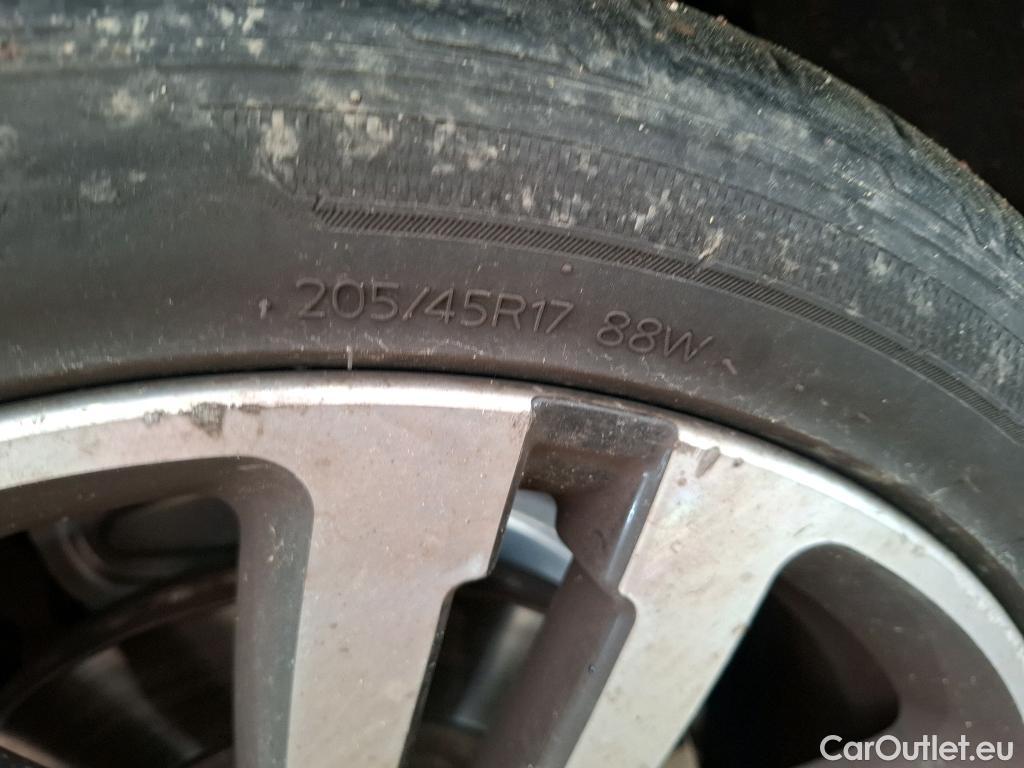  Mini  Mini   / 2021 / 3P / Berline Cooper SE Finition  Yours 184 ch BVA #26