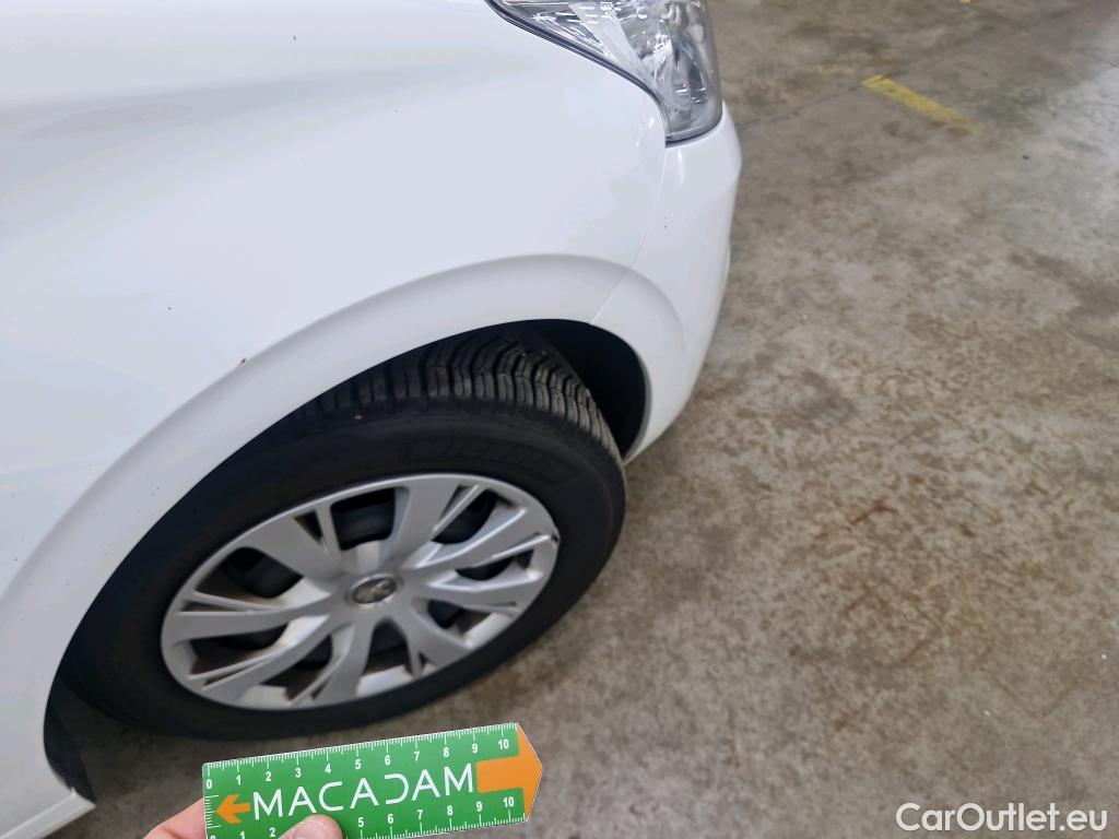  Peugeot  208  Affaire Premium Pack 1.5 HDi 100CV BVM6 E6dT #15