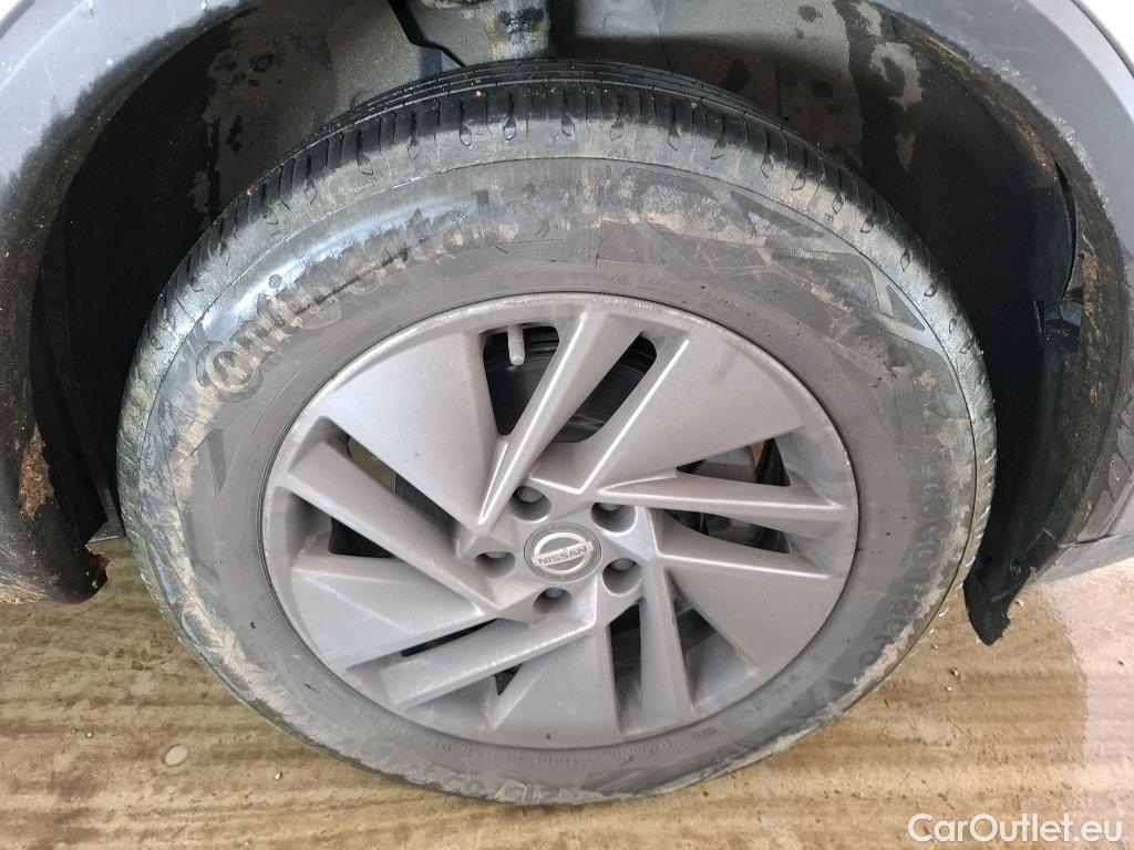  Nissan  Qashqai NISSAN  / 2021 / 5P / Crossover 1.3 MHEV 140 Business Edition #6