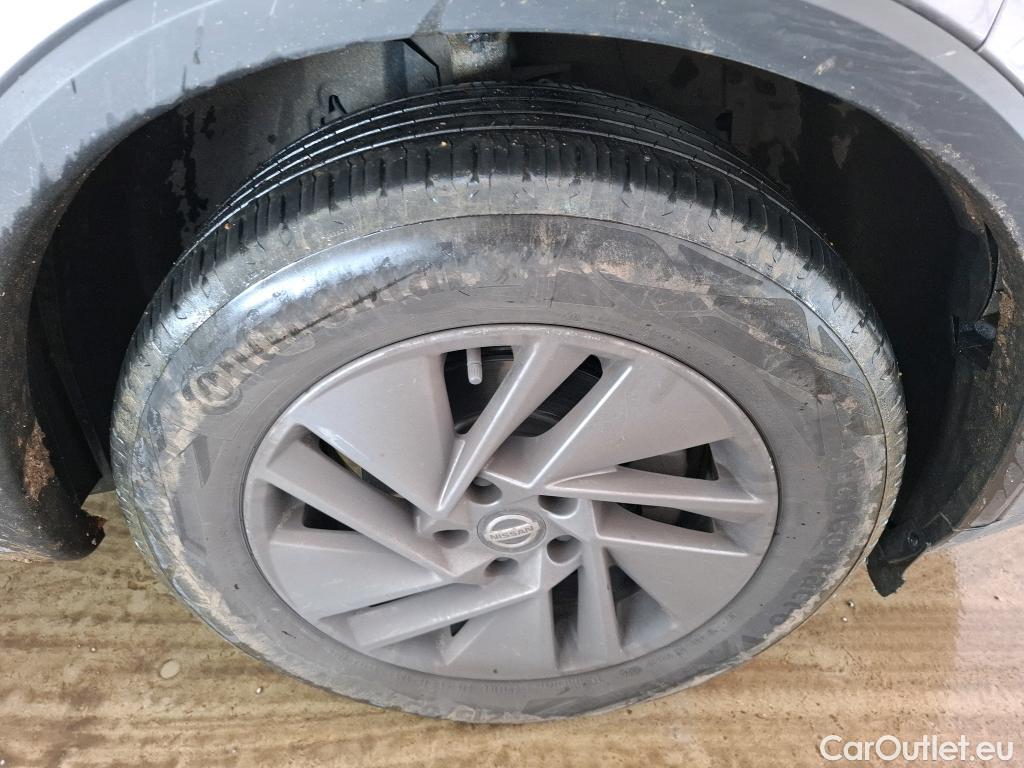  Nissan  Qashqai NISSAN  / 2021 / 5P / Crossover 1.3 MHEV 140 Business Edition #5