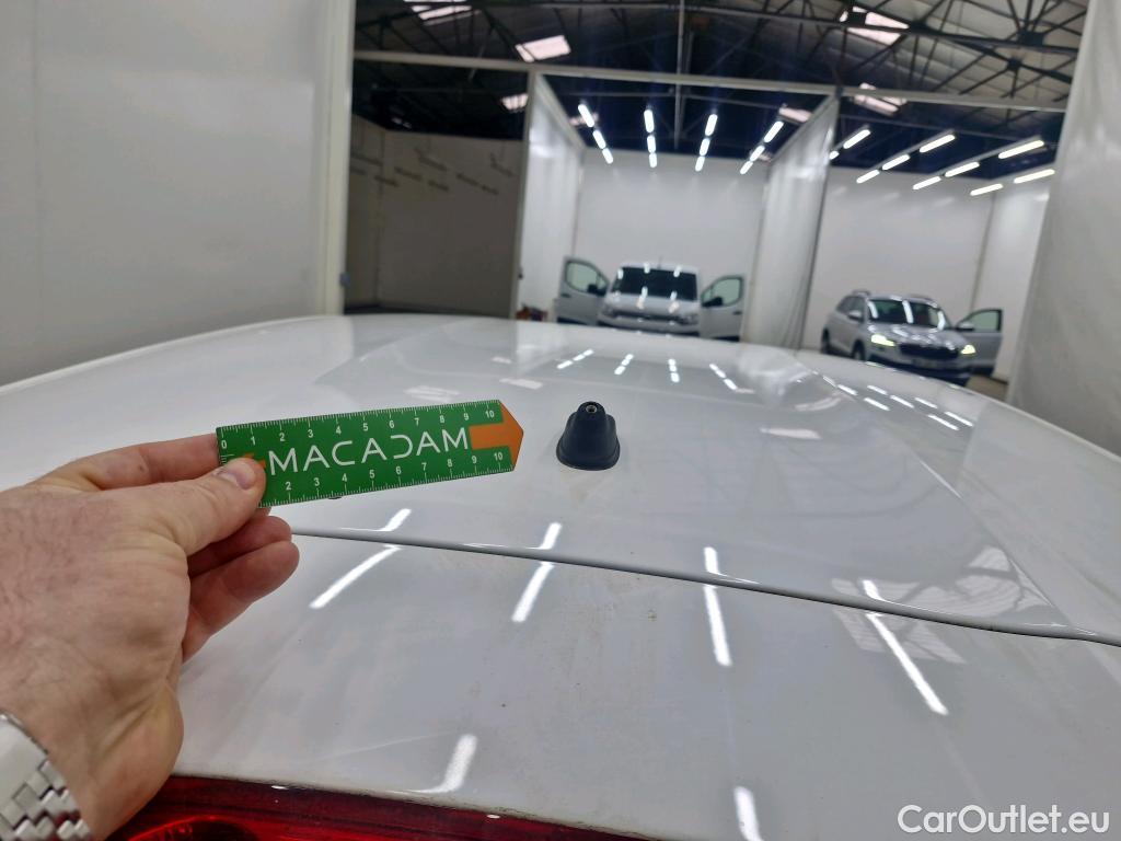  Peugeot  208  Affaire Premium Pack 1.5 HDi 100CV BVM6 E6dT #16