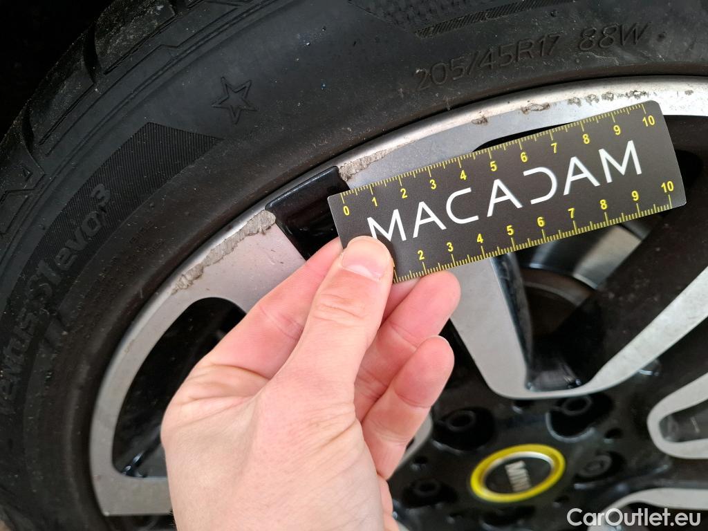  Mini  Mini   / 2021 / 3P / Berline Cooper SE Finition  Yours 184 ch BVA #4