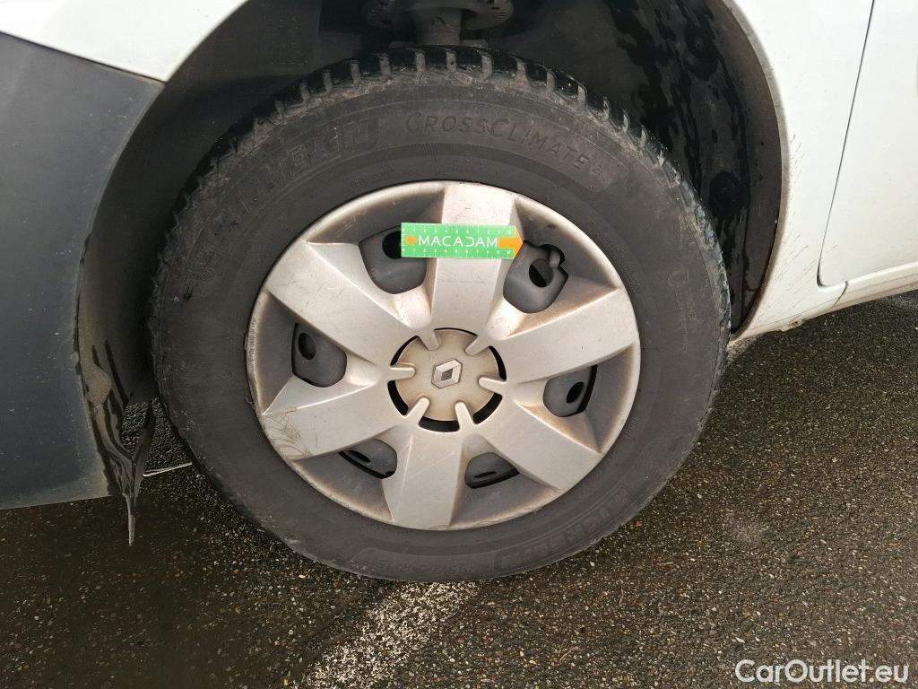  Renault  Kangoo  Express Grand Confort (L1) 1.5 dCi 90CV BVM5 E6 #26