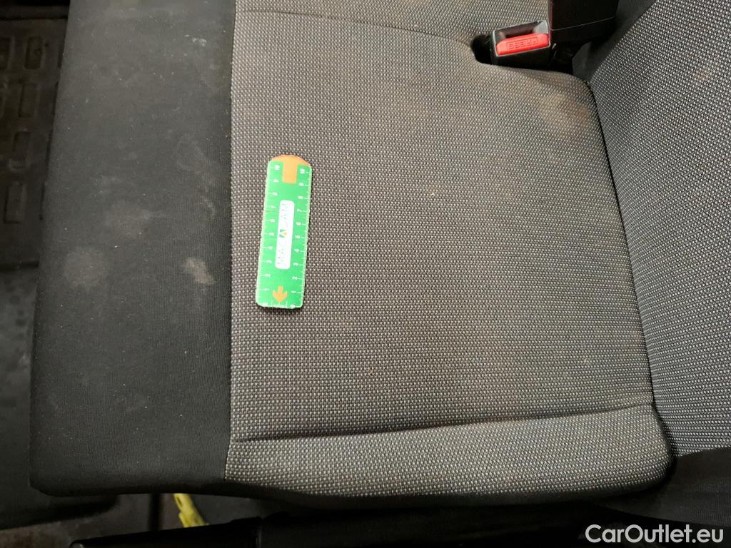  Peugeot  Expert  Fourgon Premium Long 1.6 HDi 95CV BVM5 E6 #39