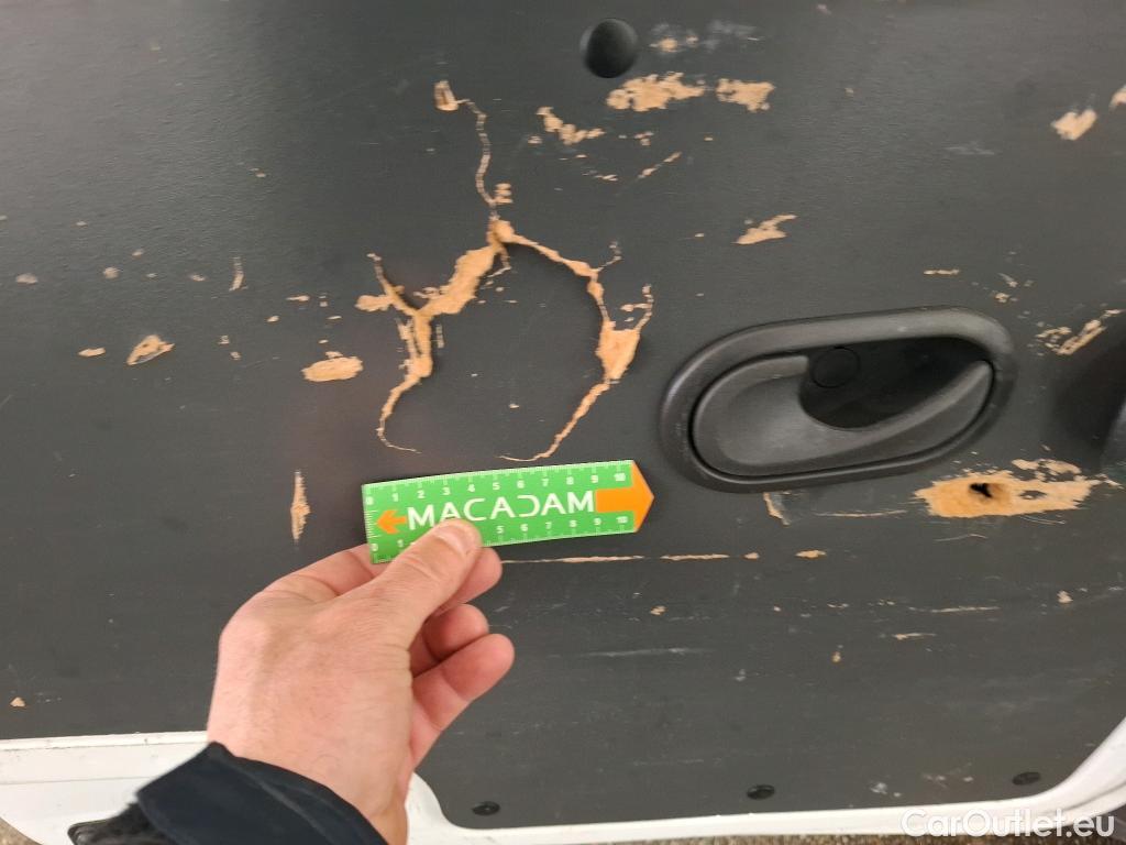  Renault  Kangoo  Express Grand Confort (L1) 1.5 dCi 90CV BVM5 E6 #25