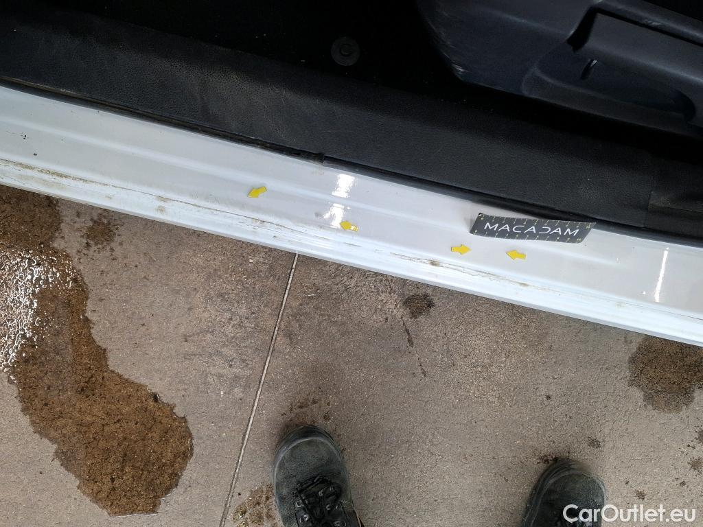  Nissan  Qashqai NISSAN  2017 5P Crossover 1.7 DCI 150 Business Edition #19