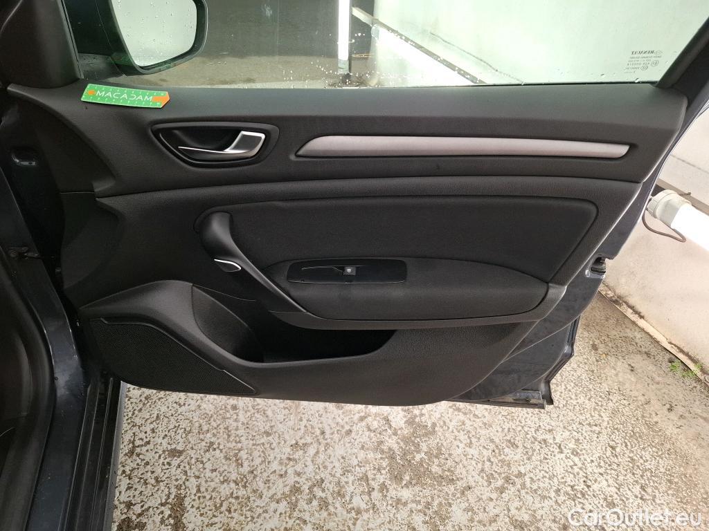  Renault  Megane  IV Berline 5 ptes. Evolution 1.5 dCi 115CV BVA7 E6d #15