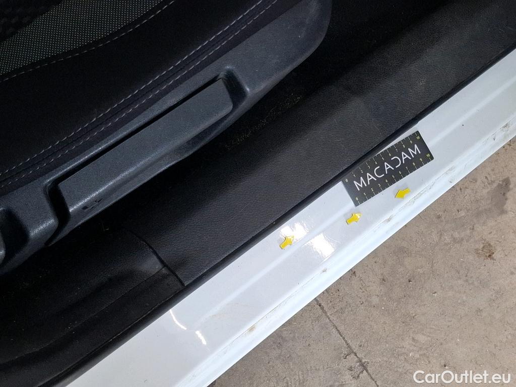  Nissan  Qashqai NISSAN  2017 5P Crossover 1.7 DCI 150 Business Edition #25