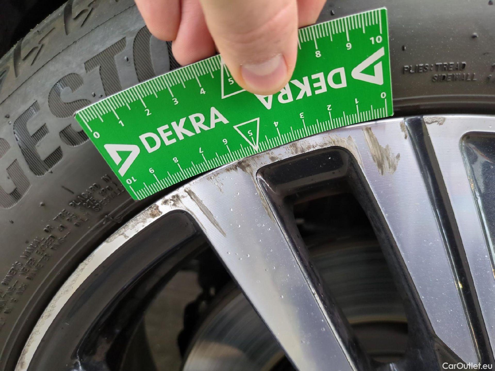  Peugeot  208  Allure Business 1.2 PureTech 100CV BVA8 E6d #2