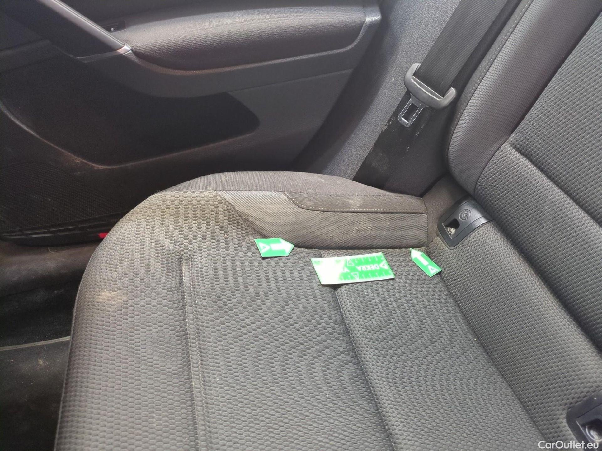  Volkswagen  Golf  VII Berline Confortline Business BMT 1.6 TDI 115CV BVA7 E6dT #6