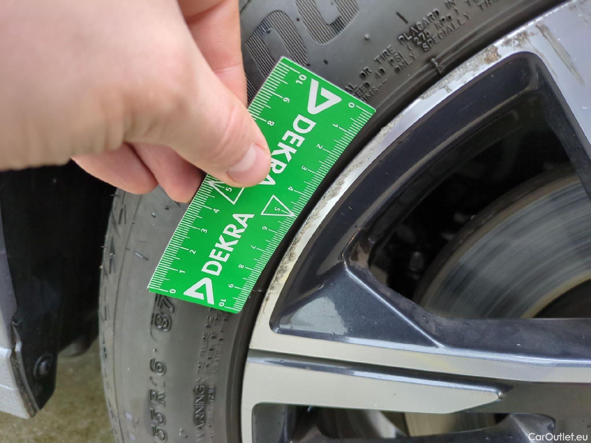  Peugeot  208  Allure Business 1.2 PureTech 100CV BVA8 E6d #4