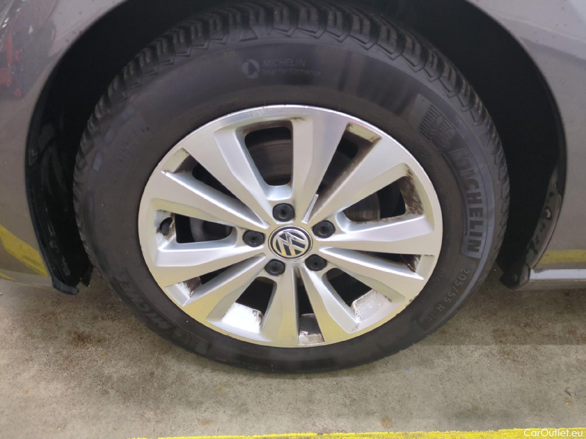  Volkswagen  Golf  VII Berline Confortline Business BMT 1.6 TDI 115CV BVA7 E6dT #2