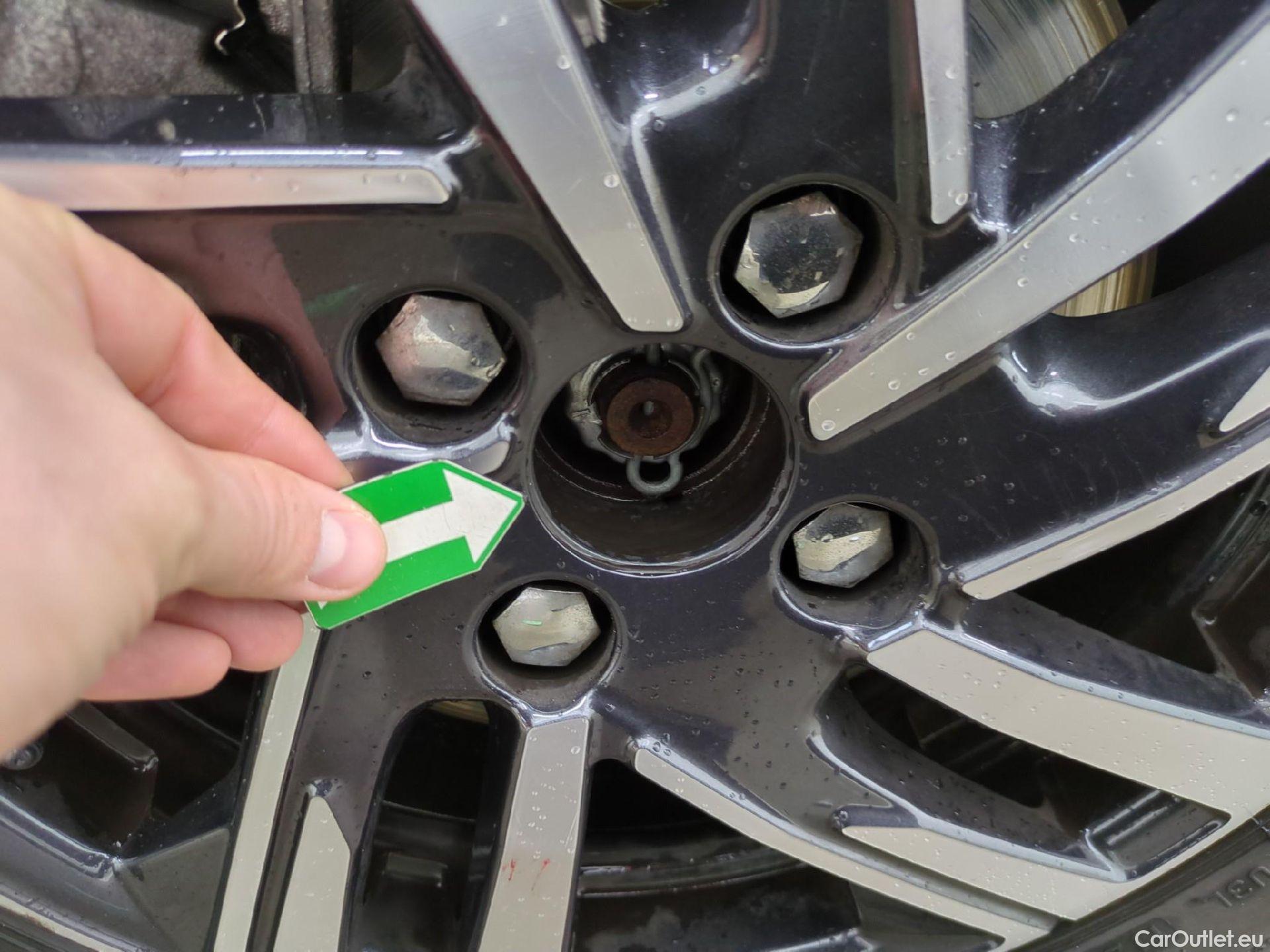  Peugeot  208  Allure Business 1.2 PureTech 100CV BVA8 E6d #8