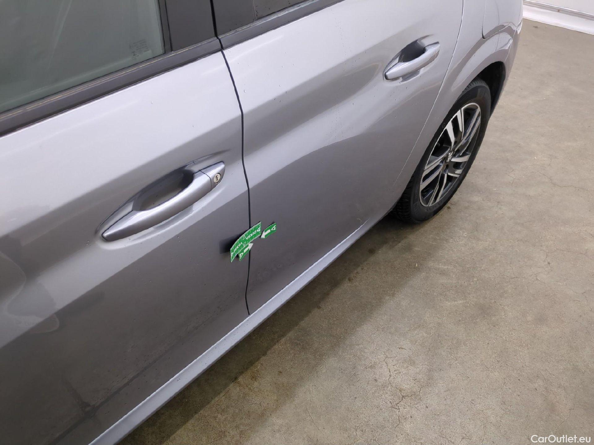  Peugeot  208  Allure Business 1.2 PureTech 100CV BVA8 E6d #15