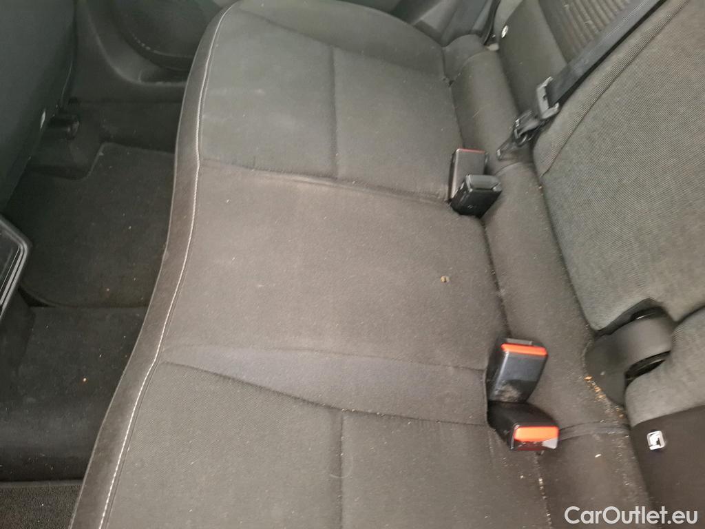  Renault  Captur  II Business 1.5 dCi 115CV BVA7 E6dT #37