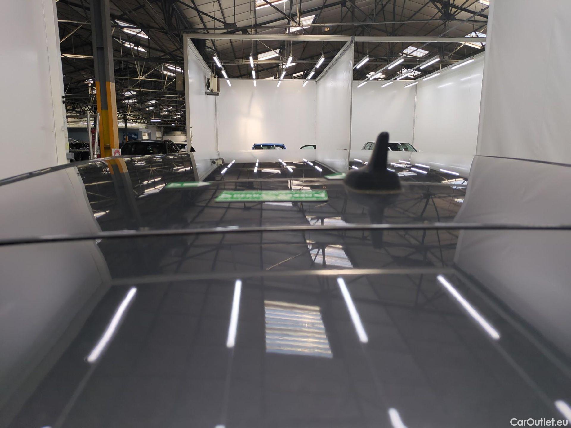  Volkswagen  Golf  VII Berline Confortline Business BMT 1.6 TDI 115CV BVA7 E6dT #48