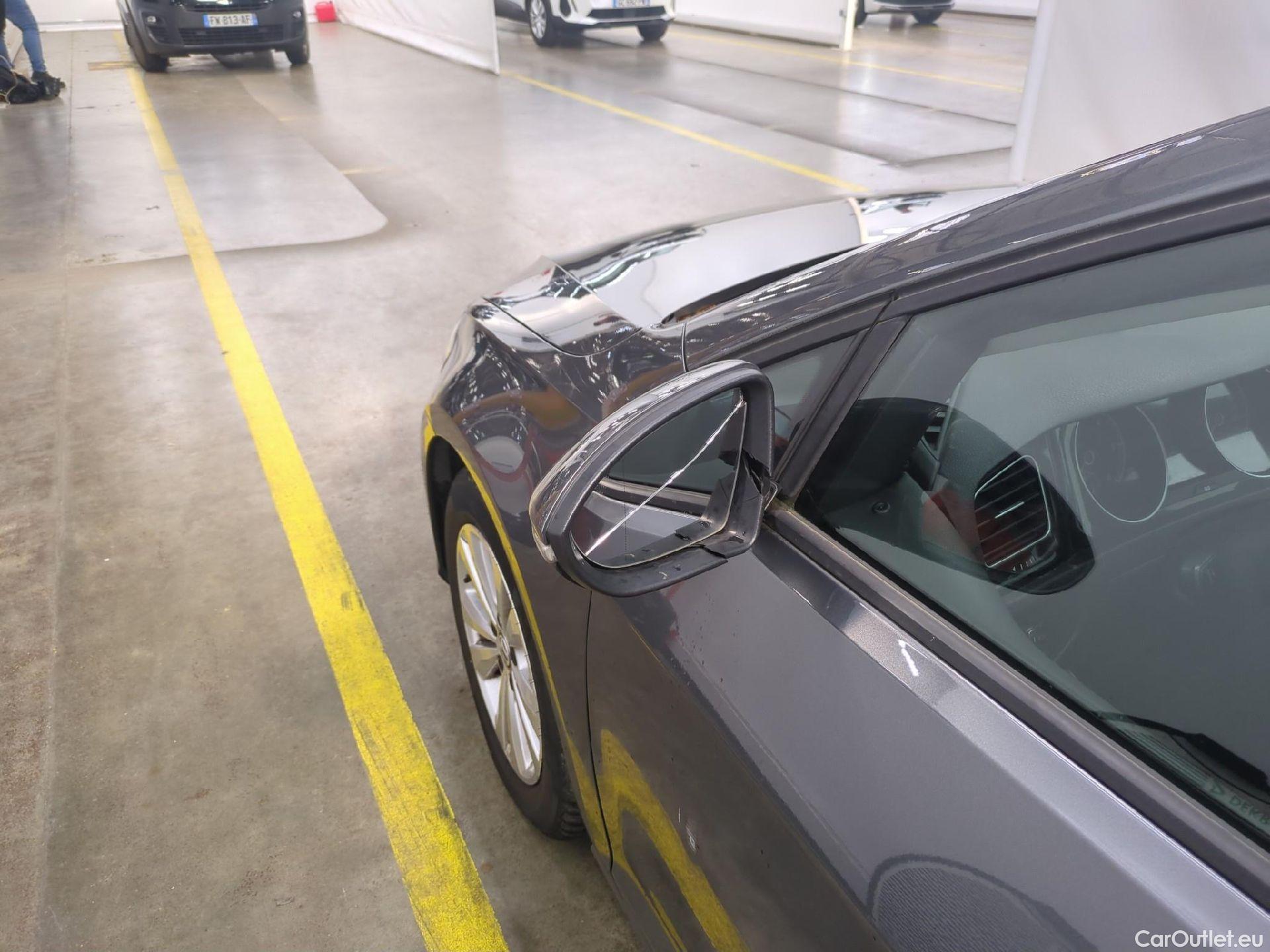  Volkswagen  Golf  VII Berline Confortline Business BMT 1.6 TDI 115CV BVA7 E6dT #32