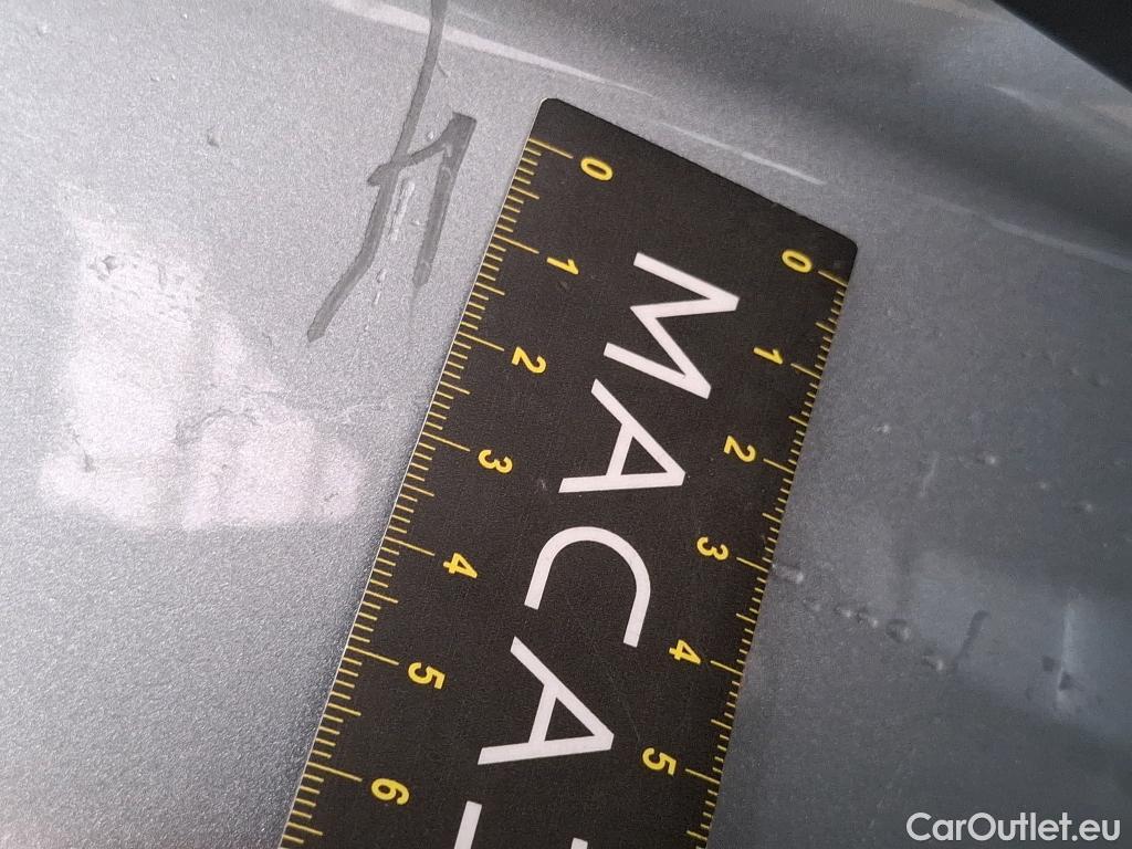  Renault  Captur  II Business 1.5 dCi 115CV BVA7 E6dT #17