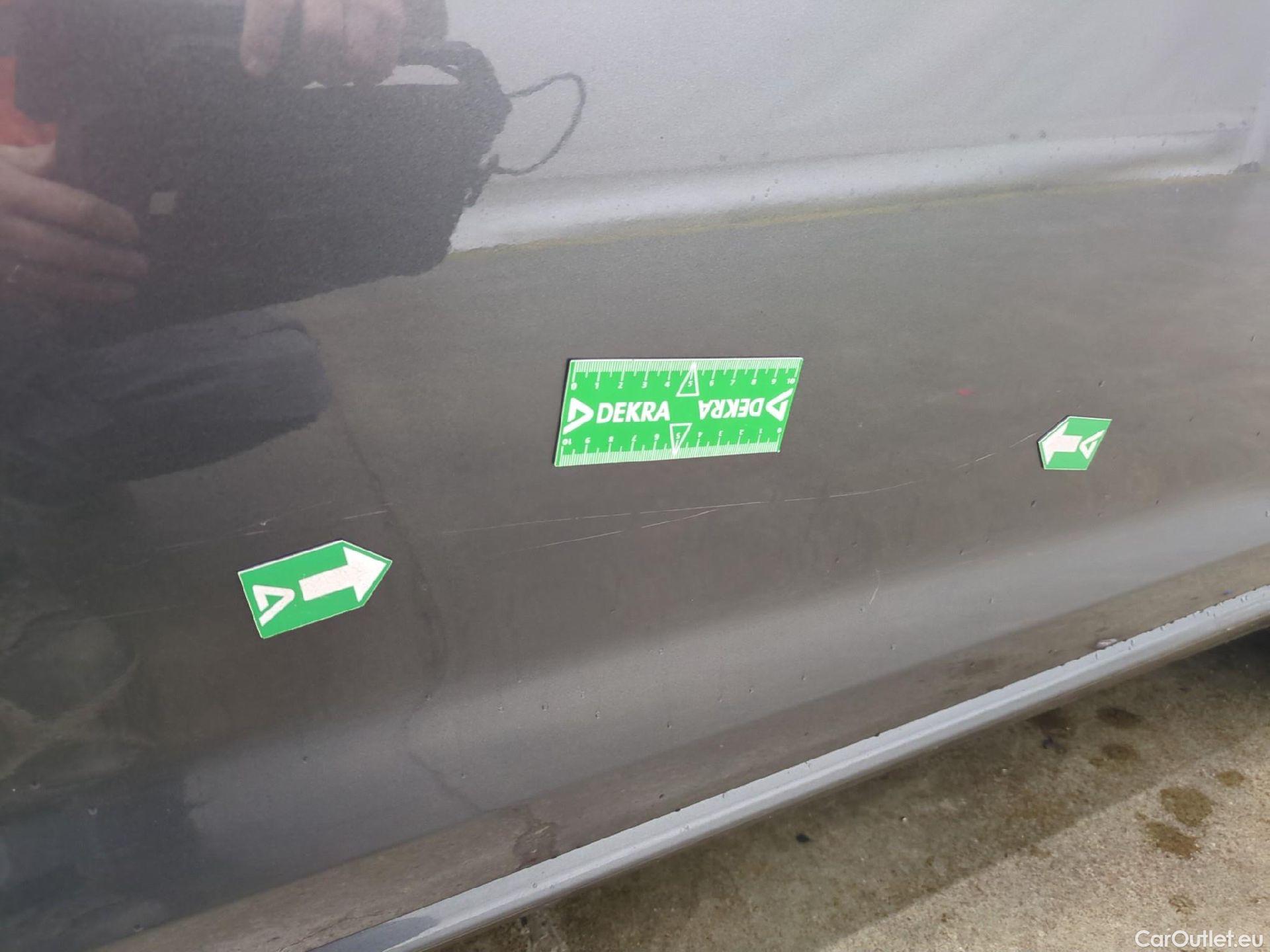  Volkswagen  Golf  VII Berline Confortline Business BMT 1.6 TDI 115CV BVA7 E6dT #59