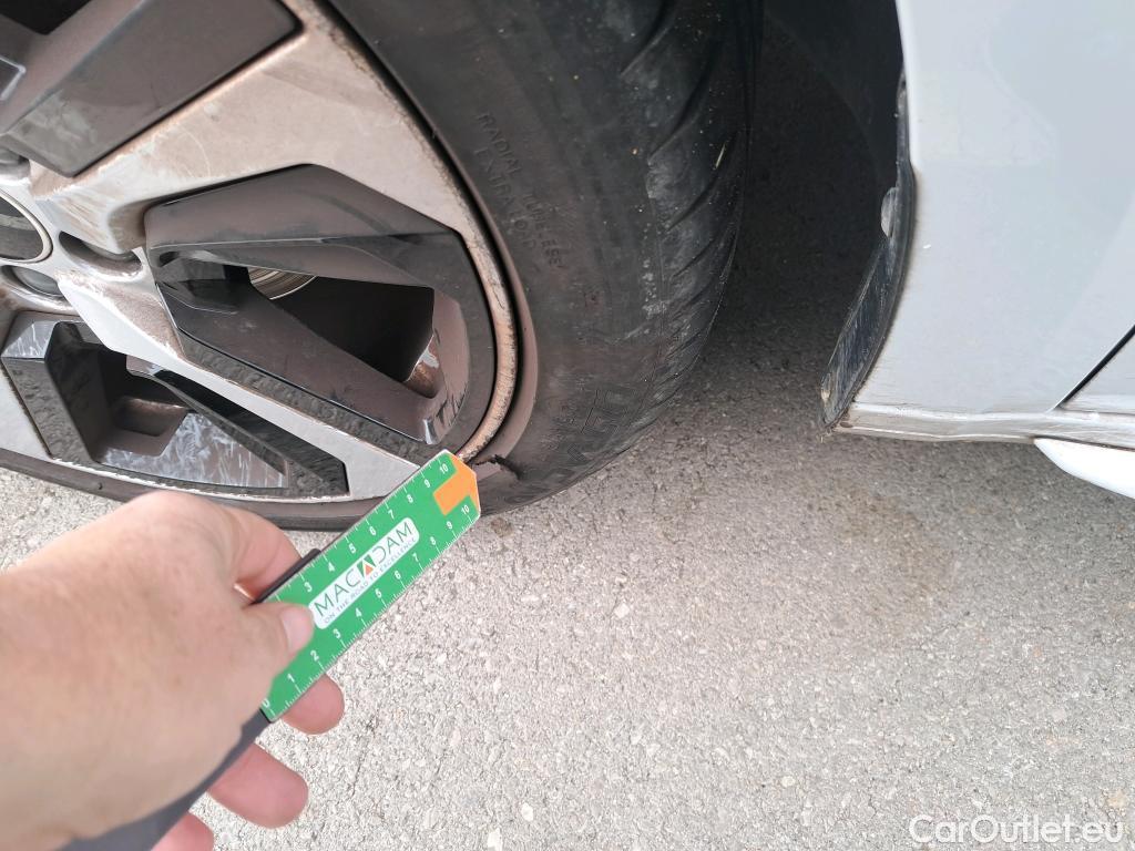  Audi  A1 Sportback AUDI A1 / 2018 / 5P / berlina con portón Sportback Adrenalin 30 TFSI 81kW (110CV)(SP) #14