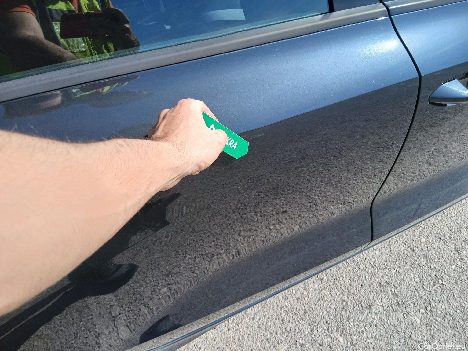  Audi  A3 AUDI  / 2020 / 4P / sedán Sedan Advanced 30 TDI 85kW (116CV) #19