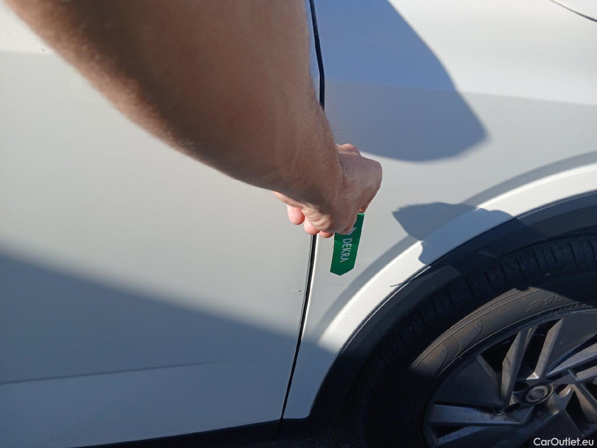  Nissan  Qashqai NISSAN  / 2021 / 5P / todoterreno DIG-T 116kW (158CV) mHEV Xtronic Acenta (AC2) #32