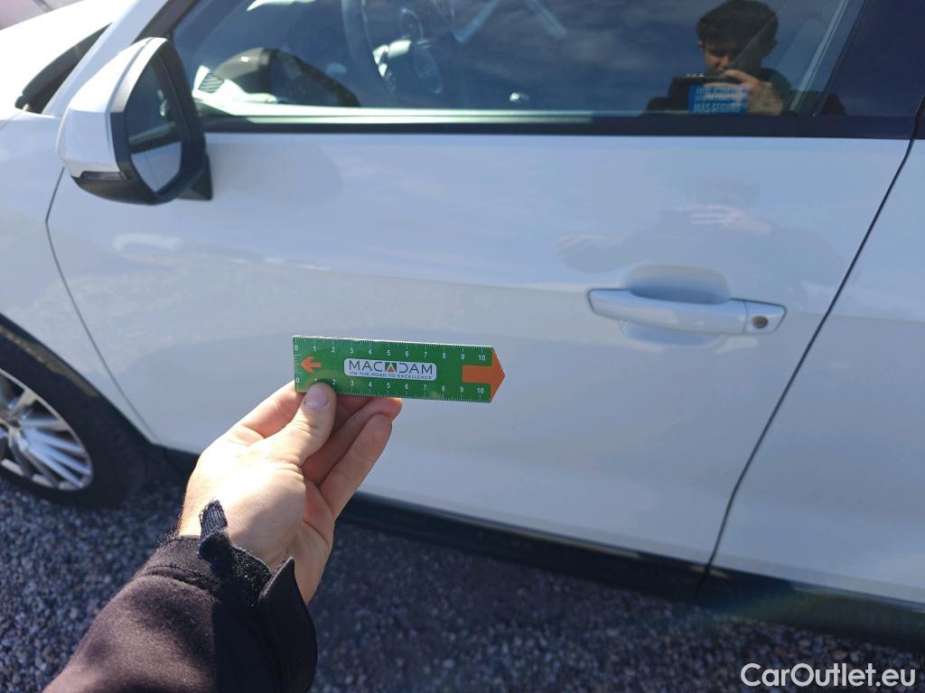  Audi  Q2 AUDI  / 2016 / 5P / todoterreno Design 30 TFSI 85kW (116CV) #17