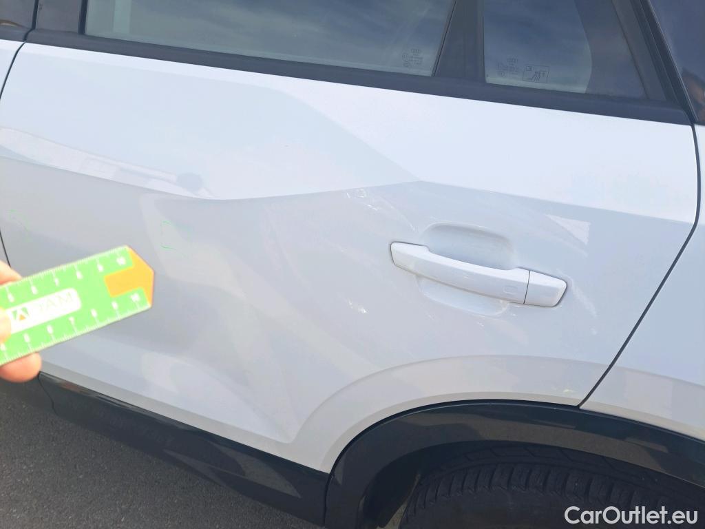  Audi  Q2 AUDI  / 2016 / 5P / todoterreno Design 35 TFSI 110kW (150CV) S tronic #3