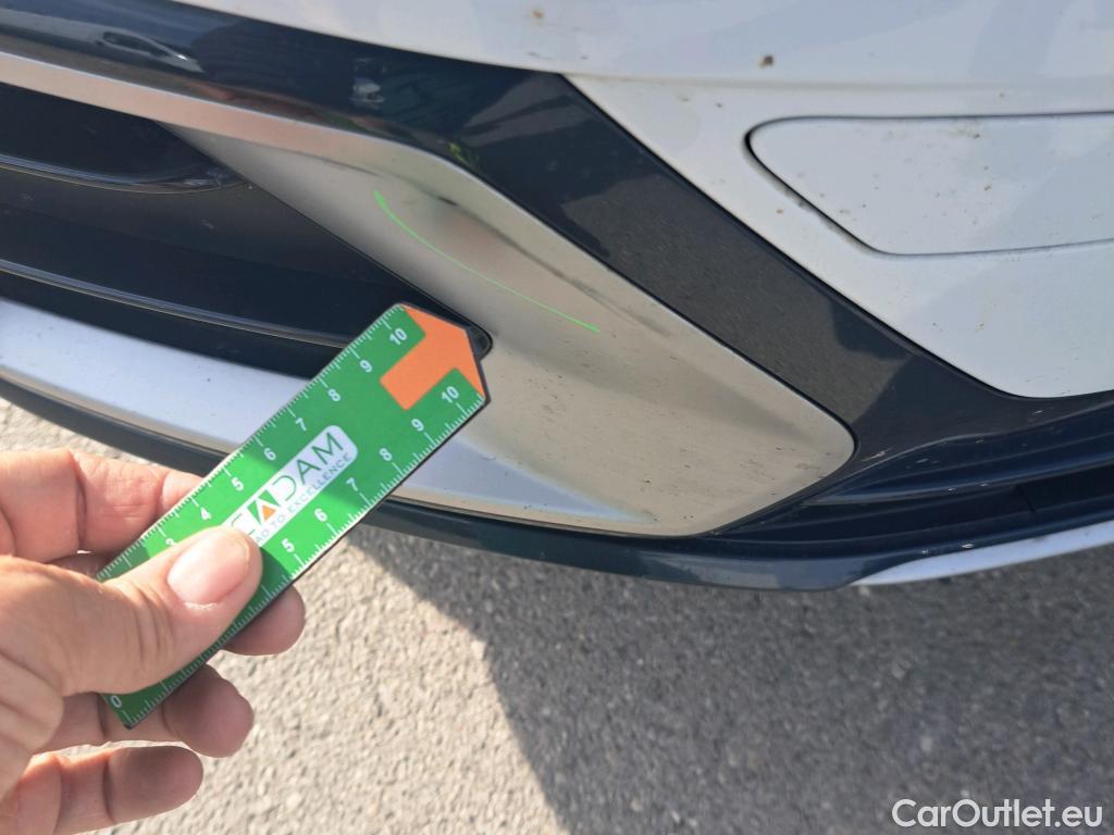  Audi  Q2 AUDI  / 2016 / 5P / todoterreno Design 35 TFSI 110kW (150CV) S tronic #34