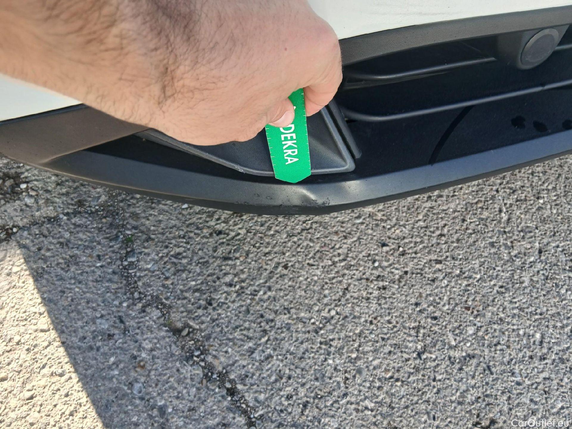  Nissan  Qashqai NISSAN  / 2021 / 5P / todoterreno DIG-T 116kW (158CV) mHEV Xtronic Acenta (AC2) #5