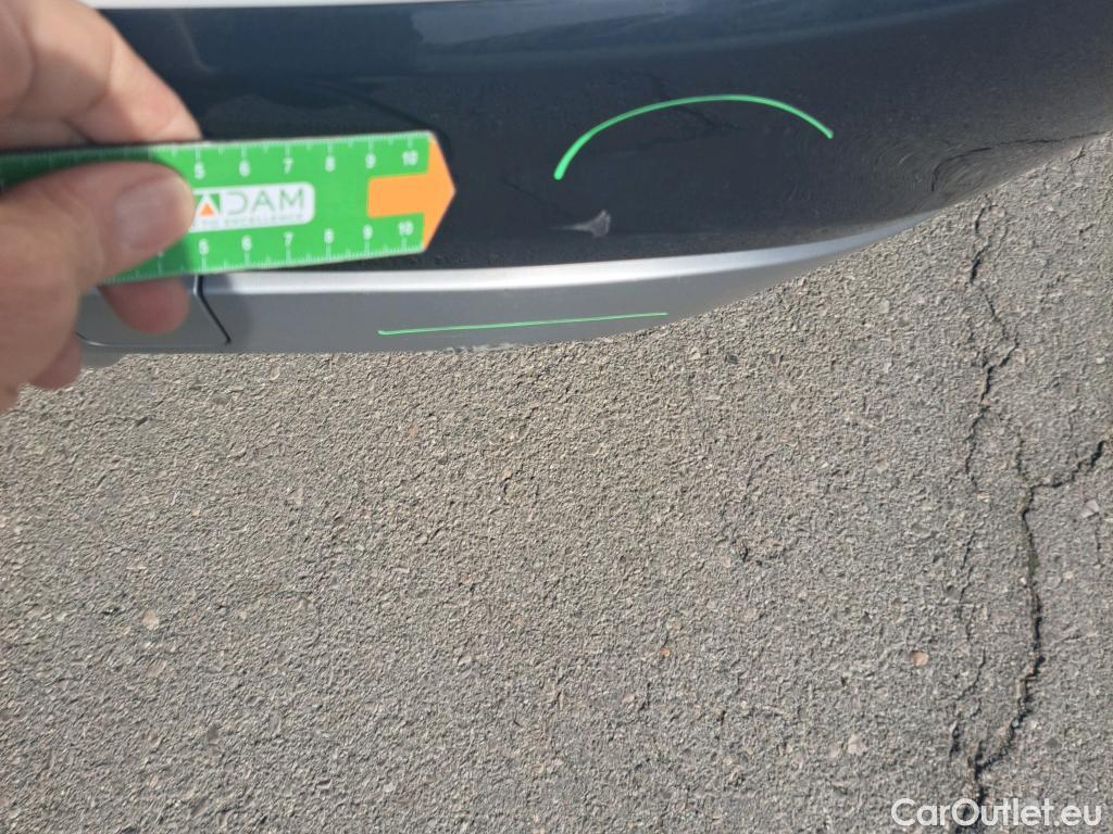  Audi  Q2 AUDI  / 2016 / 5P / todoterreno Design 35 TFSI 110kW (150CV) S tronic #11