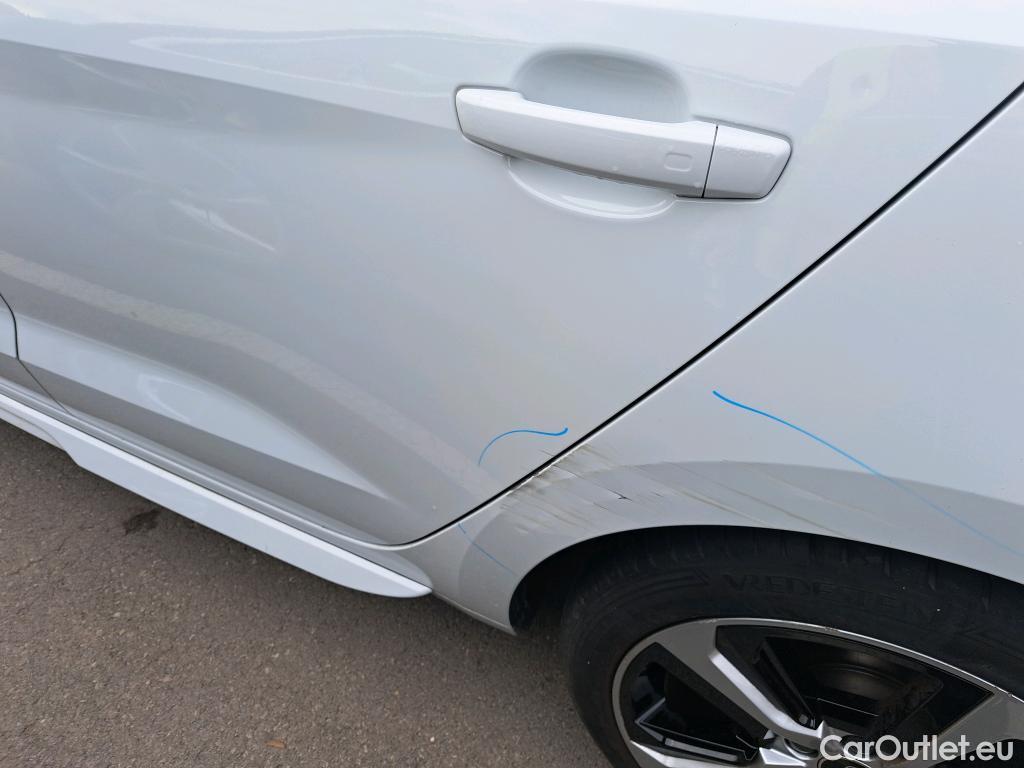  Audi  A1 Sportback AUDI A1 / 2018 / 5P / berlina con portón Sportback Adrenalin 30 TFSI 81kW (110CV)(SP) #18