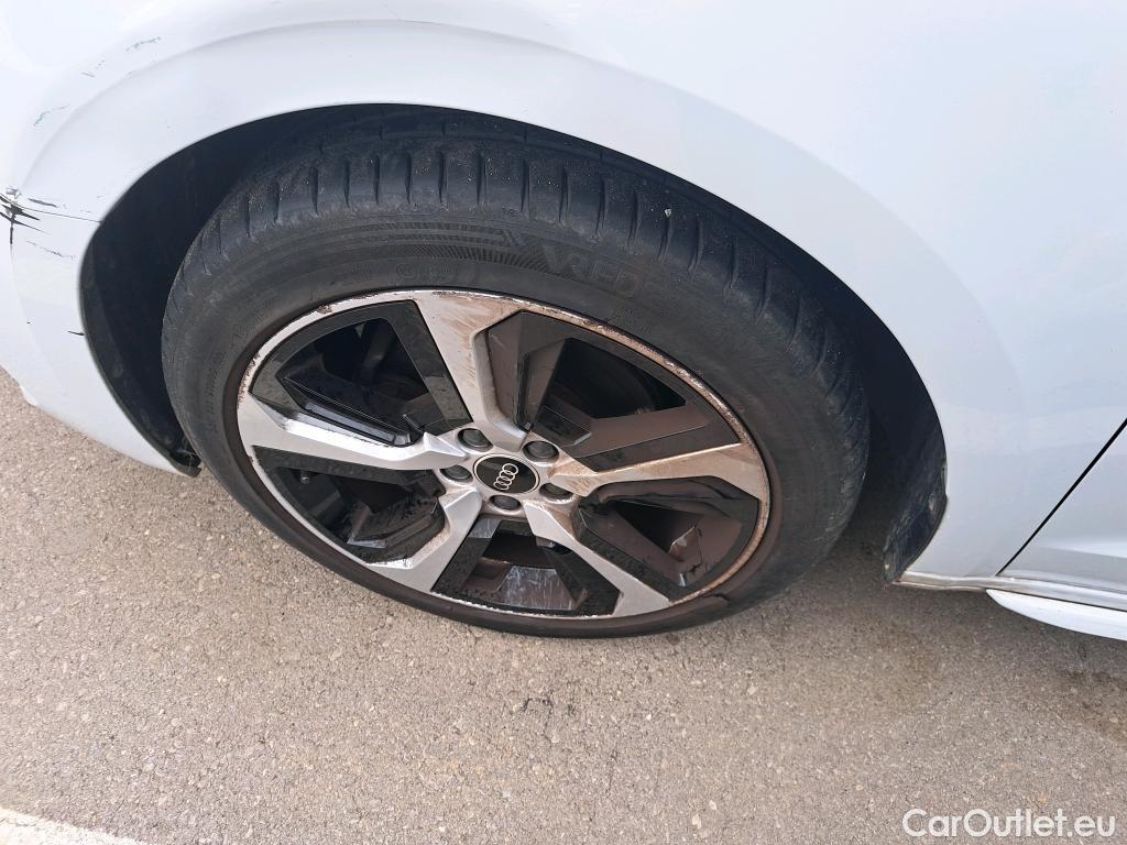  Audi  A1 Sportback AUDI A1 / 2018 / 5P / berlina con portón Sportback Adrenalin 30 TFSI 81kW (110CV)(SP) #13